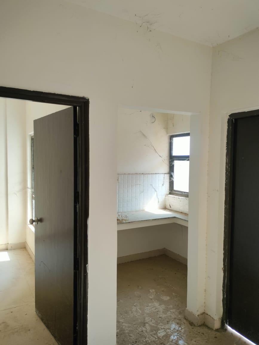 2BHK Flat In Sikandra